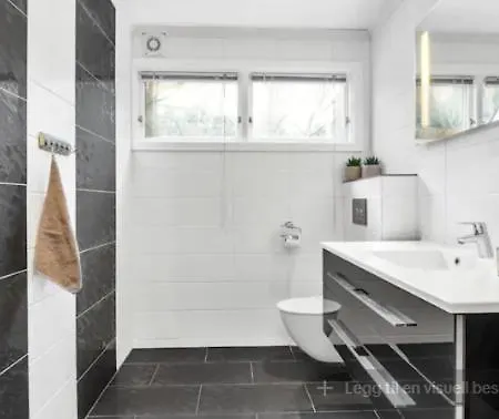 Et Rom I Rekkehuset * Kristiansand